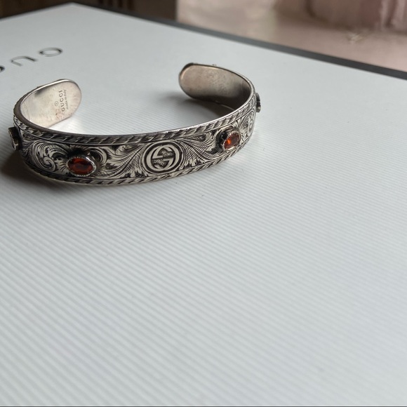 ‼️SOLD‼️Gucci Marche Des Mervielles Cuff w/ Tiger - Picture 1 of 4